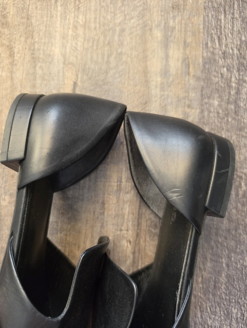 Vince Damris Black Leather Slip-on Loafers - Picture 7 of 10